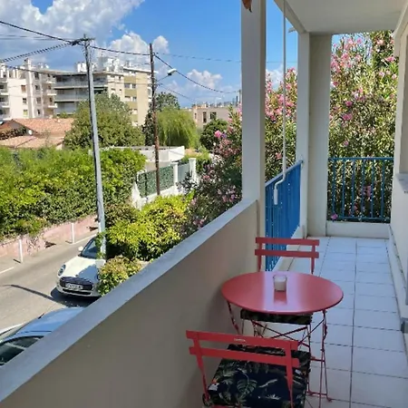 For 2 People Near The Of