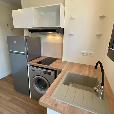 For 2 People Near The Of