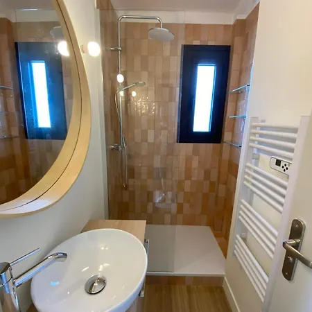 For 2 People Near The Of * Antibes